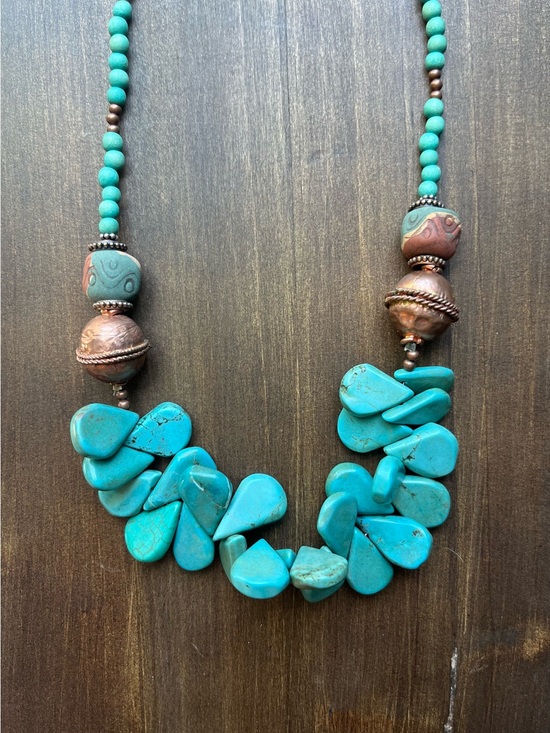 Jewelry - Turquoise Bead and vintage ceramic bead necklace
